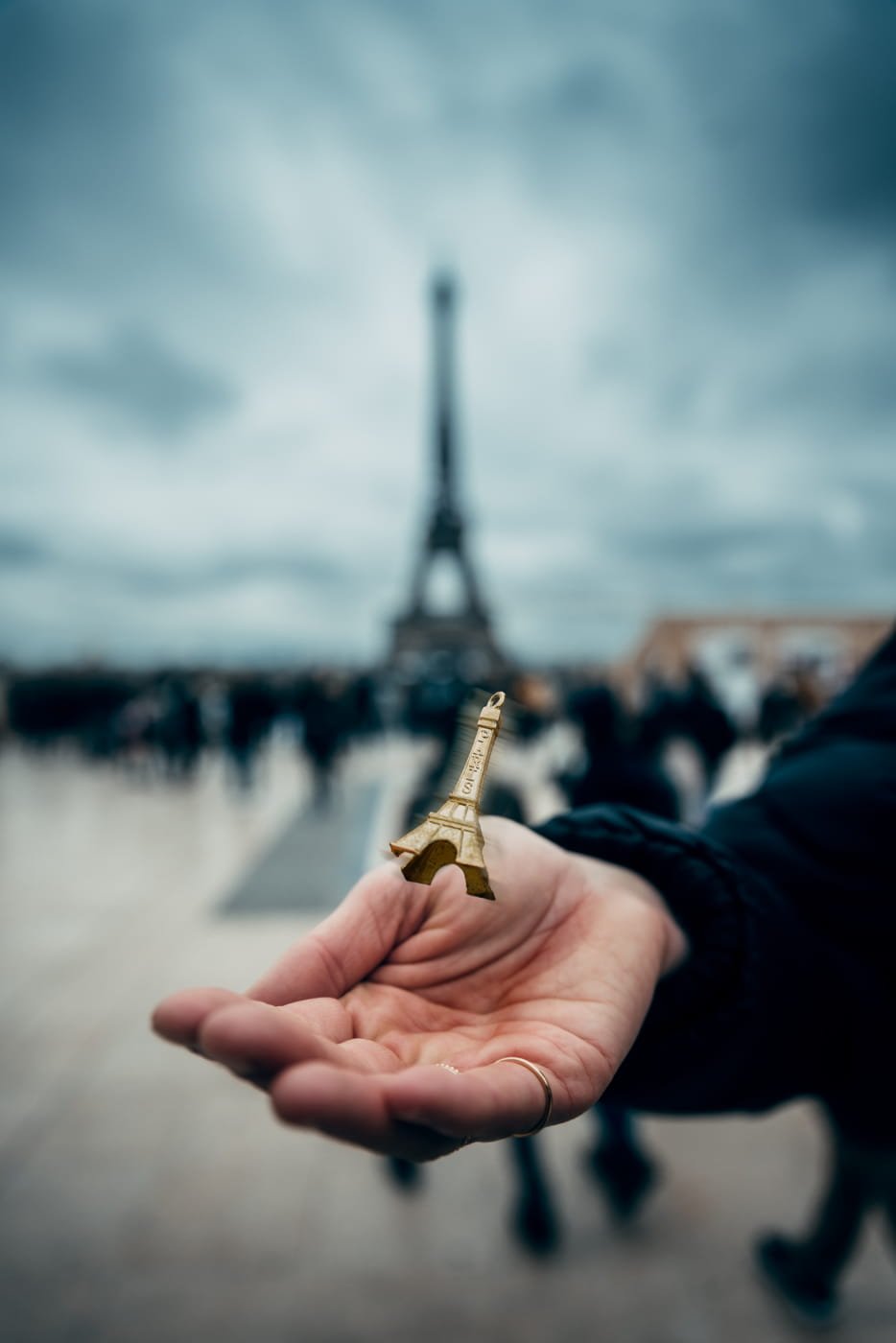 Travel-Fotografie mit Eiffelturm und urbanem Detail