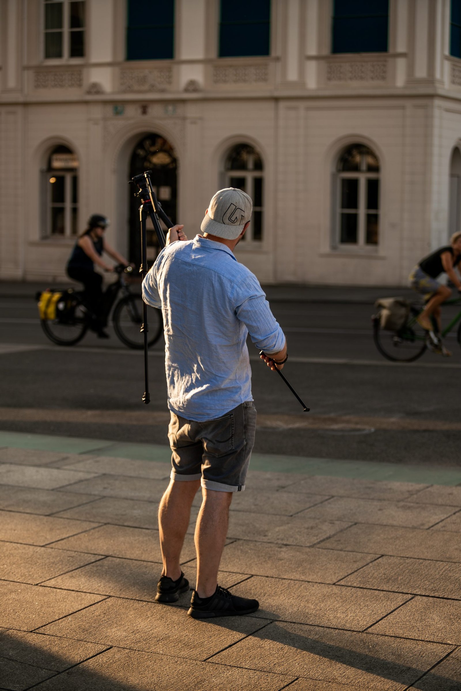 Dreharbeiten mit Radfahrern in Basel